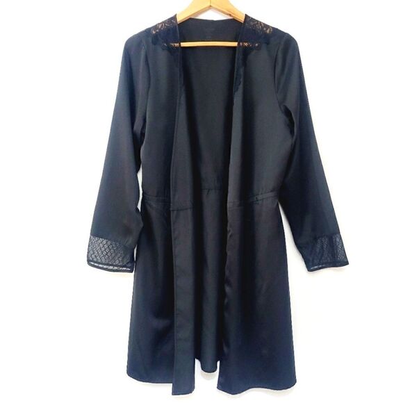 XS/S Calvin Klein Black Satin Nightgown with Lace and Net Trim - Picture 1 of 14